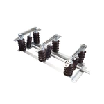 Interrupteur à couteau d'isolement de sous-station de ligne 10 kV de type GW1-12, courant 630 A, interrupteur à couteau d'isolement de type vertical GW1-12