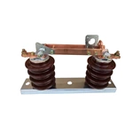 Interrupteur d'isolement inversé GW9-10 pour poteaux électriques. Interrupteur à couteau d'isolement extérieur série GW9.