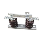 Interrupteur d'isolement inversé GW9-10 pour poteaux électriques. Interrupteur à couteau d'isolement extérieur série GW9.